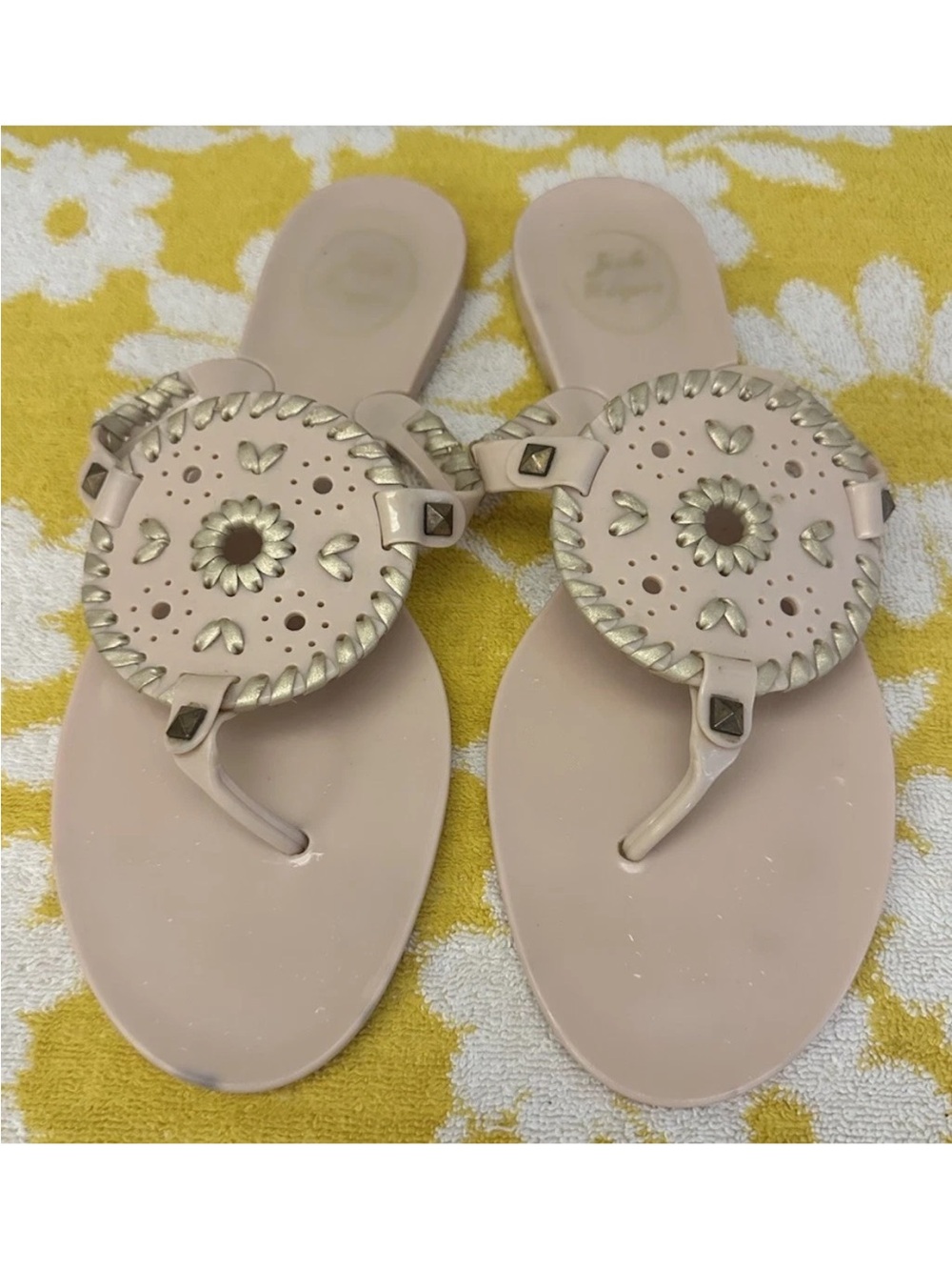 Jack Rogers Georgica Jelly Thong Sandals Gold Studded Pale Pink Beige Women’s 9